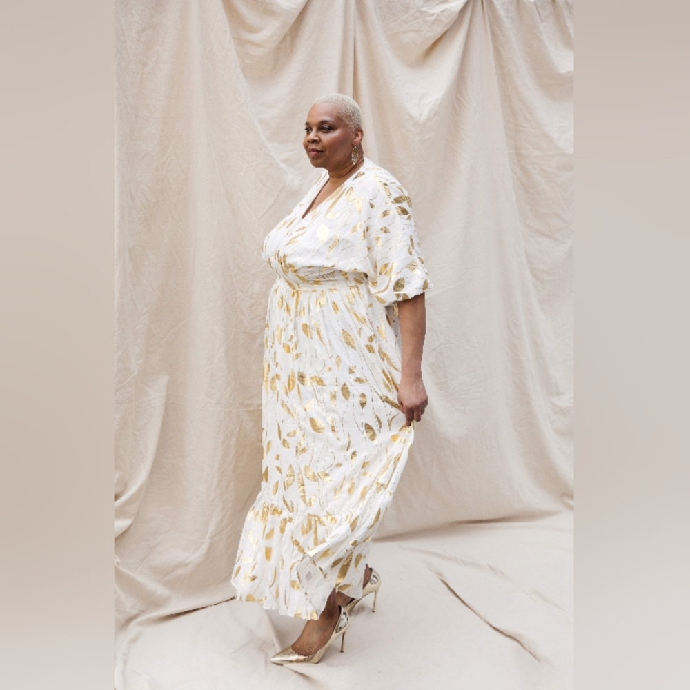 Dress with gold leaves
